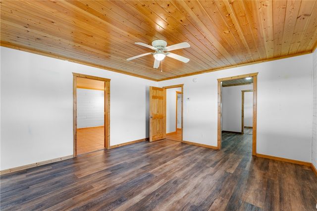 1204 County Road 215, Berryville, AR 72616