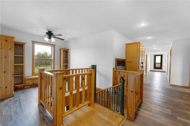 1204 County Road 215, Berryville, AR 72616