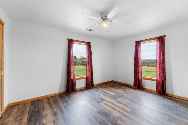 1204 County Road 215, Berryville, AR 72616