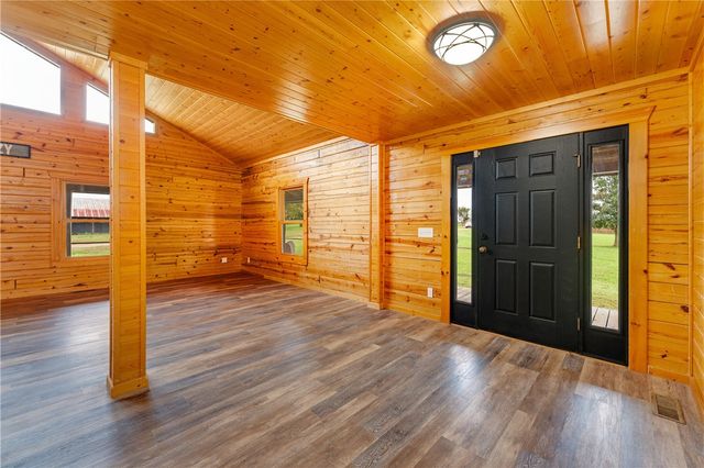 1204 County Road 215, Berryville, AR 72616