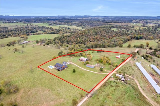 1204 County Road 215, Berryville, AR 72616