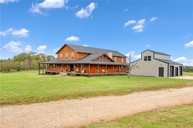 1204 County Road 215, Berryville, AR 72616