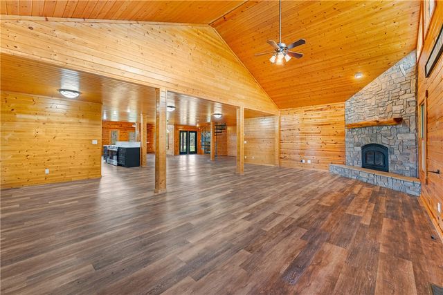 1204 County Road 215, Berryville, AR 72616