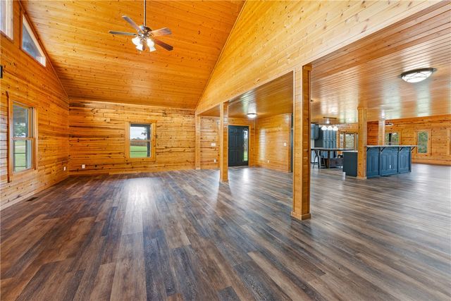 1204 County Road 215, Berryville, AR 72616