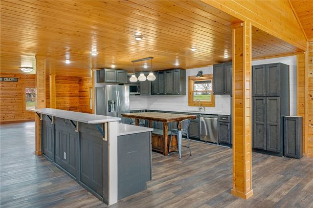 1204 County Road 215, Berryville, AR 72616