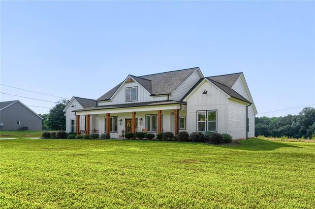 1225 Rocky Creek Road, Locust Grove, GA 30248