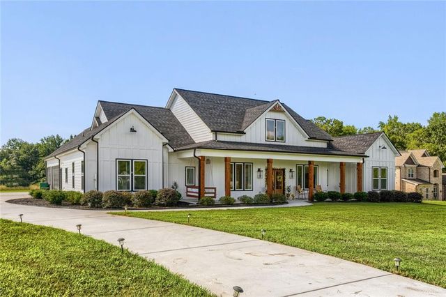 1225 Rocky Creek Road, Locust Grove, GA 30248
