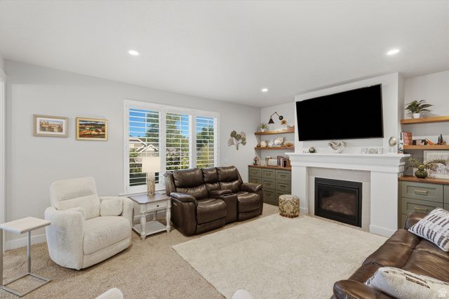 362 S 400 E, Centerville, UT 84014