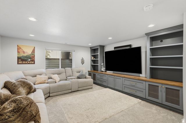 362 S 400 E, Centerville, UT 84014