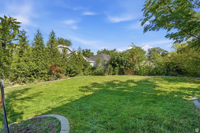362 S 400 E, Centerville, UT 84014