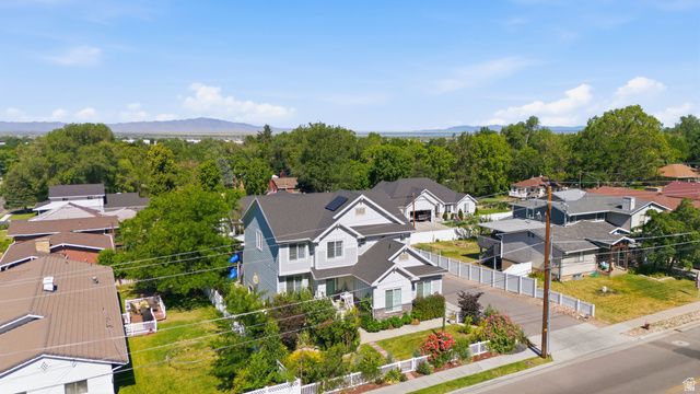 362 S 400 E, Centerville, UT 84014