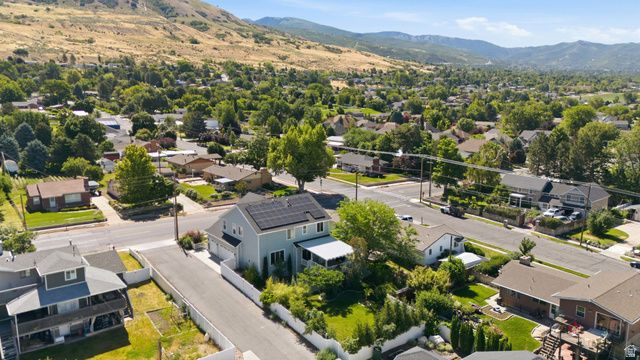 362 S 400 E, Centerville, UT 84014