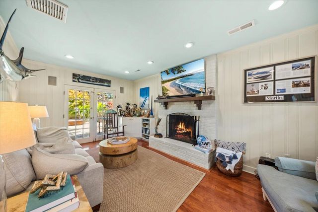 421 Mccants Drive, Mount Pleasant, SC 29464