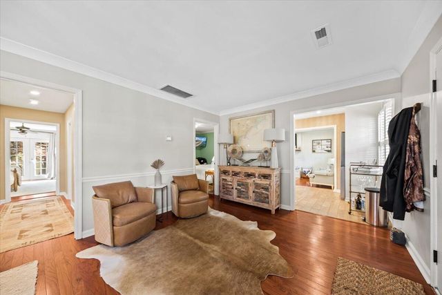 421 Mccants Drive, Mount Pleasant, SC 29464