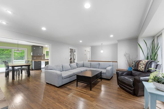 3206 Warner Lane, Mound, MN 55364