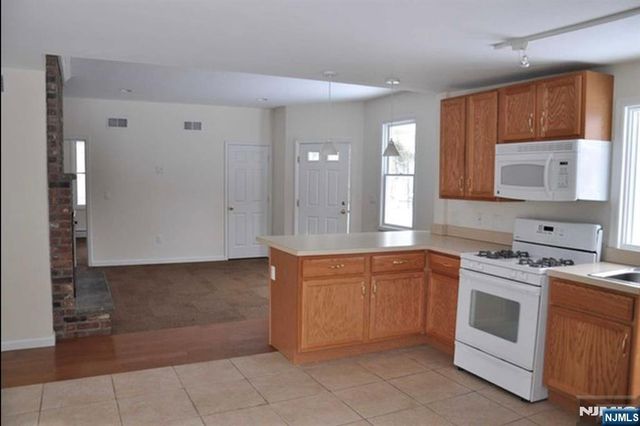 430 Closter Dock Road, Closter, NJ 07624