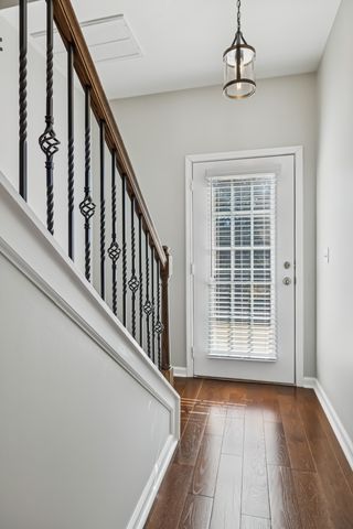 1703 Villa Cir, Lebanon, TN 37090