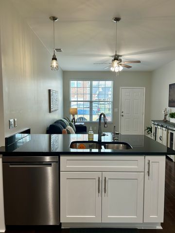 1703 Villa Cir, Lebanon, TN 37090