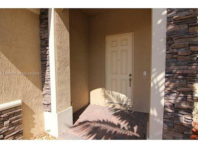 11277 NW 44th Ter, Doral, FL 33178