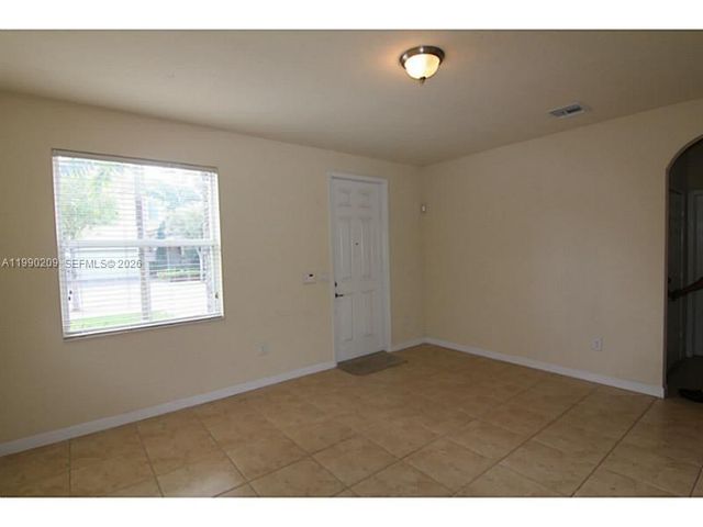 11277 NW 44th Ter, Doral, FL 33178