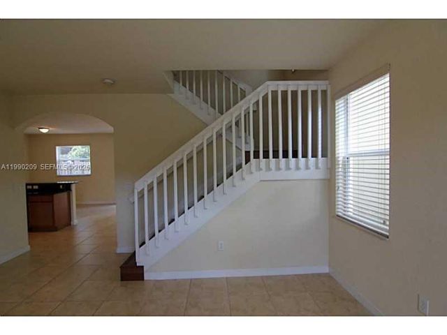 11277 NW 44th Ter, Doral, FL 33178