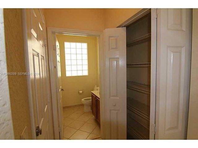 11277 NW 44th Ter, Doral, FL 33178