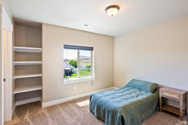 57 E BEACON DR, Saratoga Springs, UT 84045