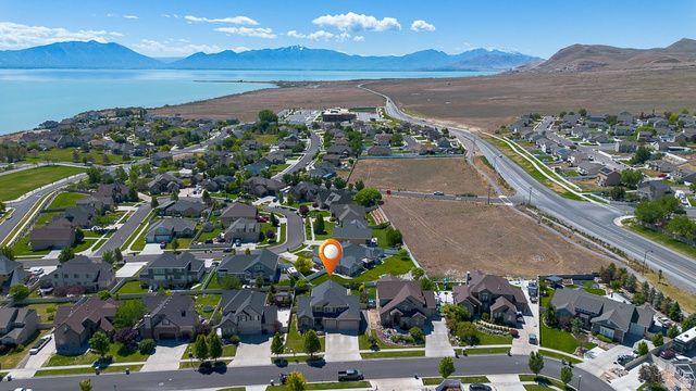 57 E BEACON DR, Saratoga Springs, UT 84045