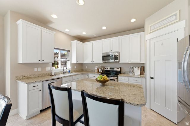 57 E BEACON DR, Saratoga Springs, UT 84045