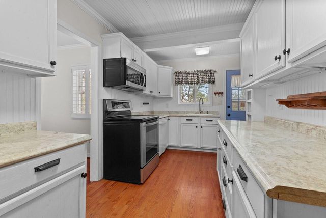 40420 102nd STREET, Genoa City, WI 53128