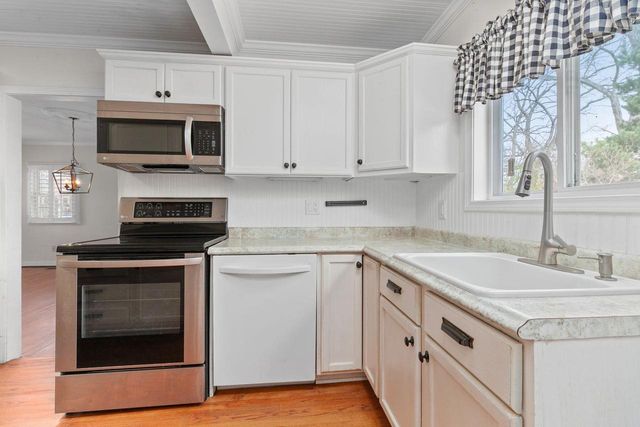 40420 102nd STREET, Genoa City, WI 53128