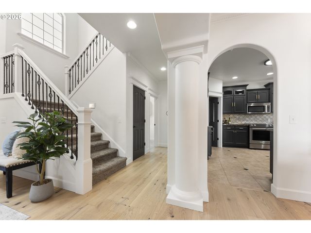 965 CARADON Ct Nw, Salem, OR 97304