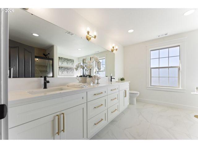 965 CARADON Ct Nw, Salem, OR 97304
