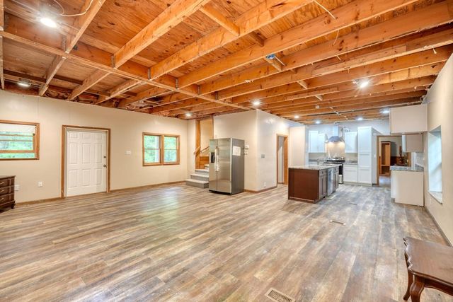 1066 Ridge Road, Hiawassee, GA 30546