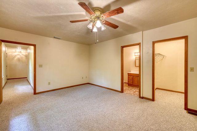 1066 Ridge Road, Hiawassee, GA 30546