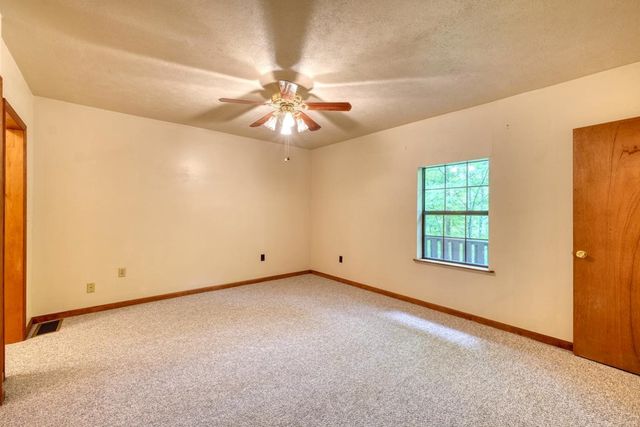1066 Ridge Road, Hiawassee, GA 30546