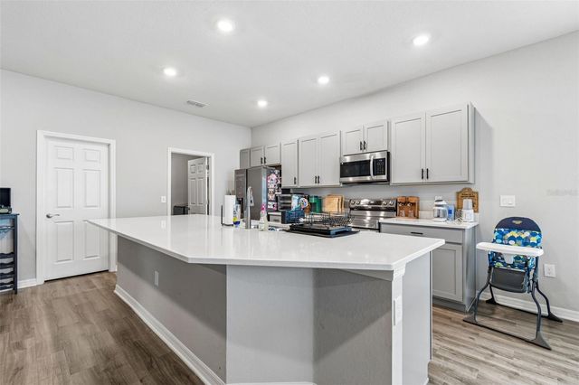 35271 CRESCENT CREEK DRIVE, Zephyrhills, FL 33541