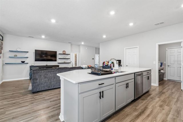 35271 CRESCENT CREEK DRIVE, Zephyrhills, FL 33541