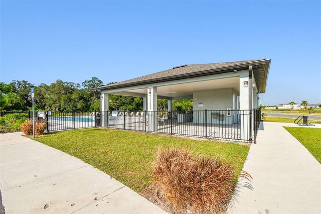 35271 CRESCENT CREEK DRIVE, Zephyrhills, FL 33541