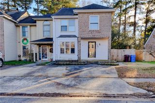 740 S Lake CIR, Chesapeake, VA 23322
