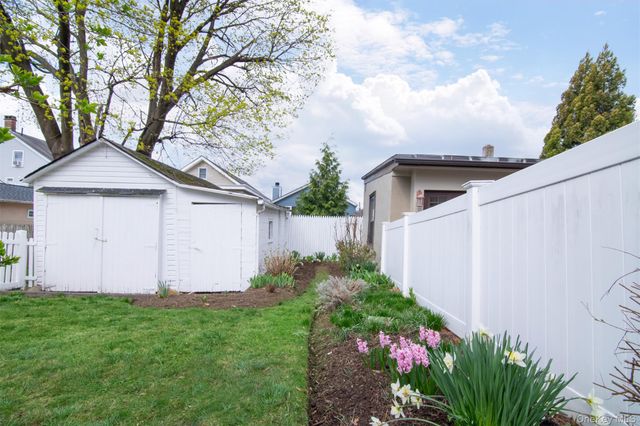 21 N Ferris Street, Irvington, NY 10533