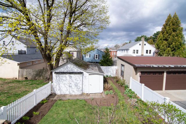 21 N Ferris Street, Irvington, NY 10533