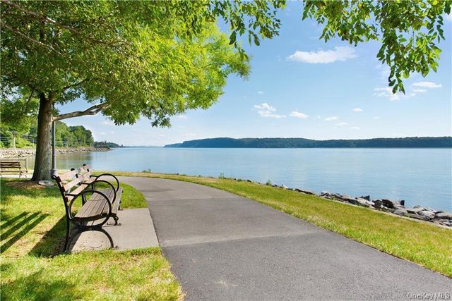 21 N Ferris Street, Irvington, NY 10533