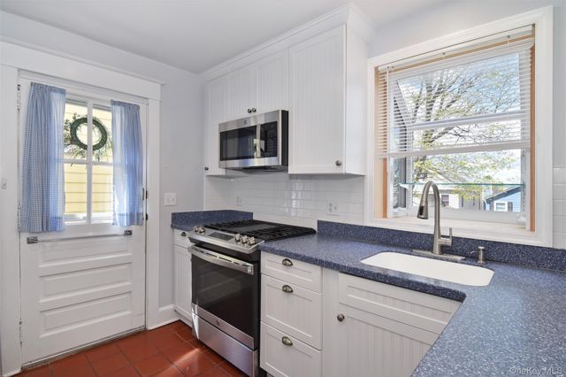 21 N Ferris Street, Irvington, NY 10533