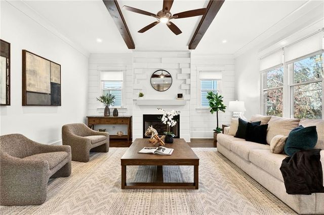 5989 Kenn Manor Way, Norcross, GA 30071