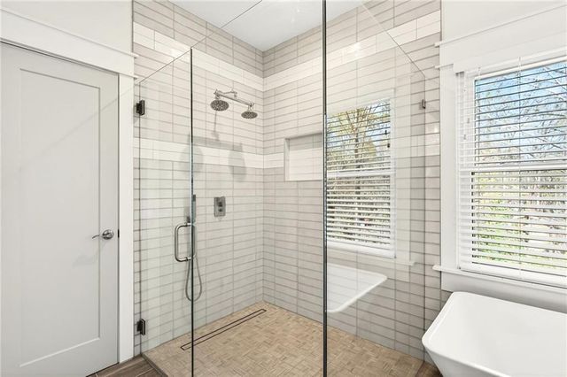 5989 Kenn Manor Way, Norcross, GA 30071