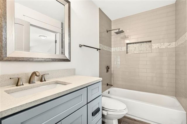 5989 Kenn Manor Way, Norcross, GA 30071