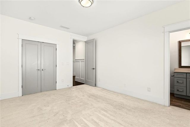 5989 Kenn Manor Way, Norcross, GA 30071