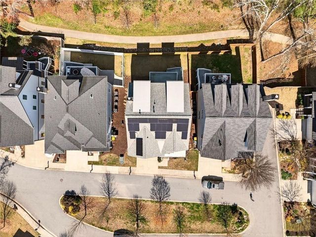5989 Kenn Manor Way, Norcross, GA 30071