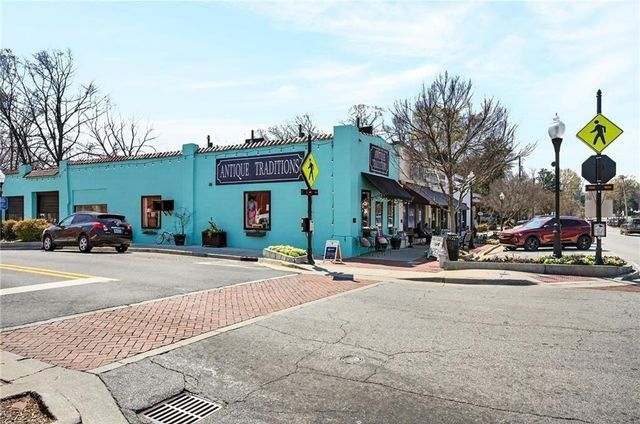 5989 Kenn Manor Way, Norcross, GA 30071